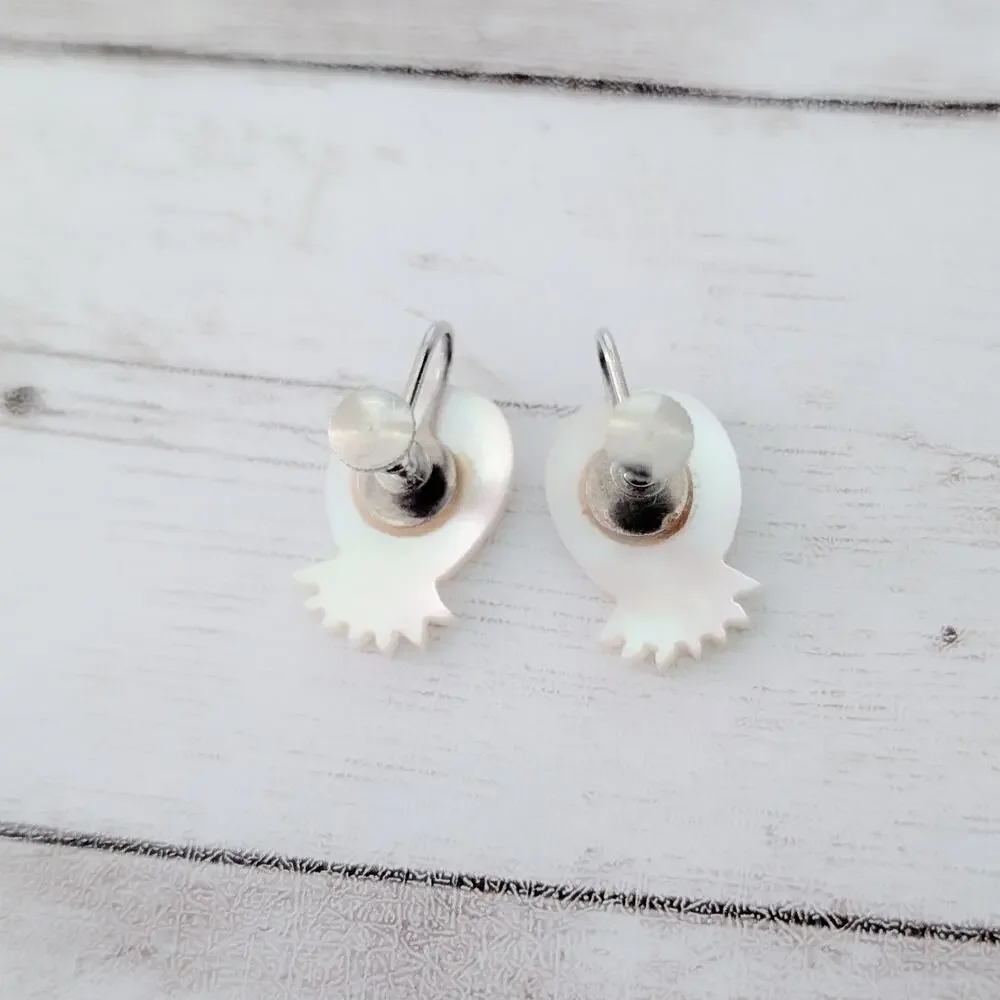 Vintage Screw On Earrings Cream Pineapple with Slight Iridescence